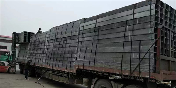 石嘴山市防腐玻璃鋼橋架管箱廠家