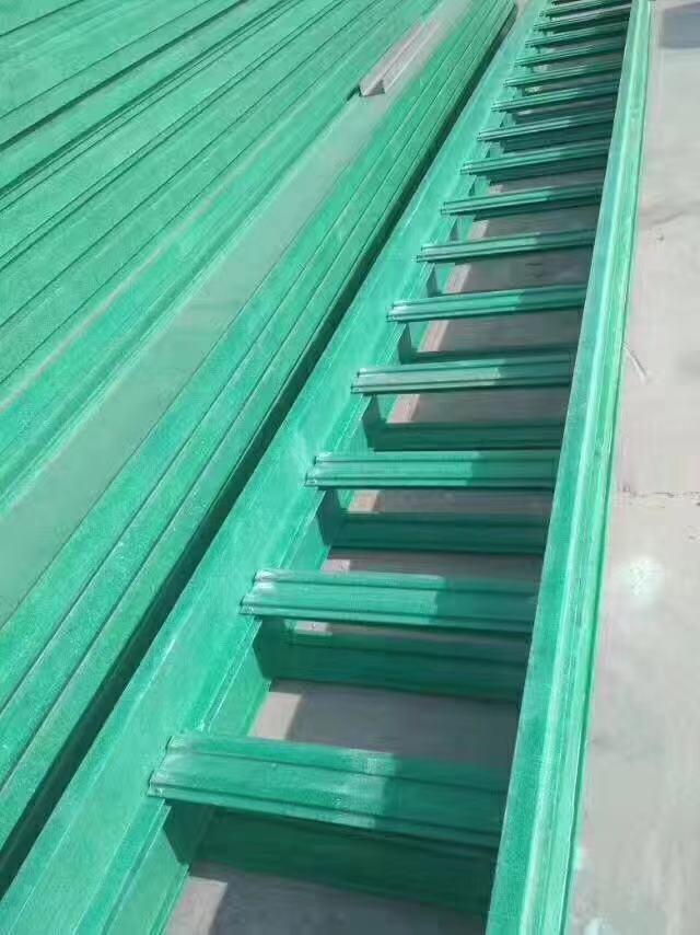 橋架400X200多少錢一米