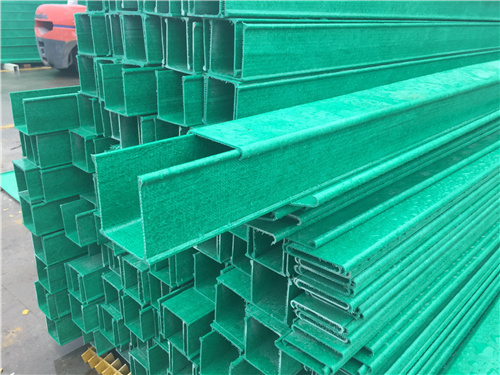 250*100槽式玻璃鋼電纜橋架多少錢一米