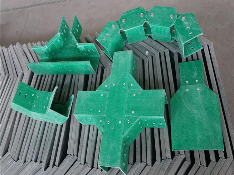 玻璃鋼橋架 水平彎通 水平三通梯級(jí)式玻璃鋼橋架 玻璃鋼橋架 玻璃鋼橋架彎通 玻璃鋼橋架四通橋架梯級(jí)式彎通廠家 橋架彎通價(jià)格 彎通批發(fā) 橋架彎通現(xiàn)貨批發(fā)玻璃鋼橋架彎通 三通 四通 變徑直通